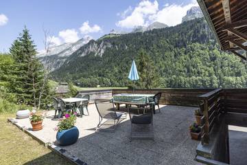Gîte pour 4 personnes, avec jardin et balcon à Le Grand-Bornand