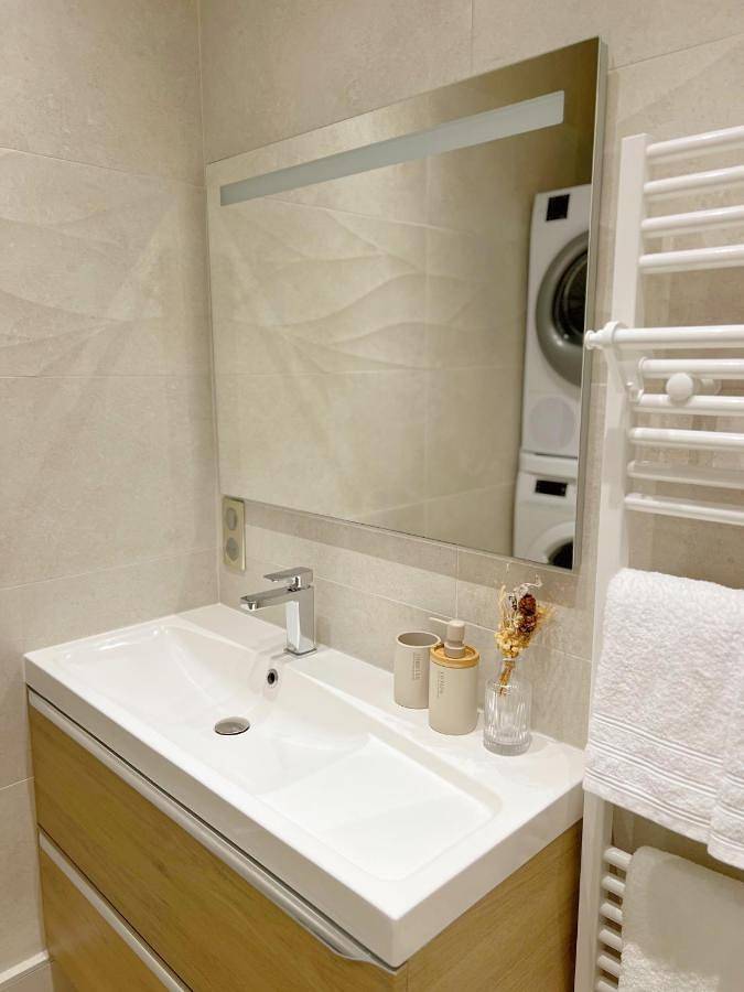 Gîte pour 4 personnes, avec terrasse dans Office De Tourisme De Chablis - 3