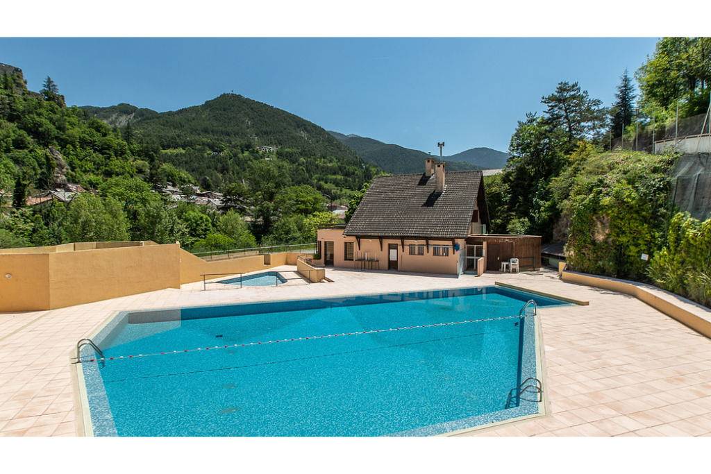 Appartement entier, Appartement de vacances pour 4 personnes avec balcon in Guillaumes, Région de Nice