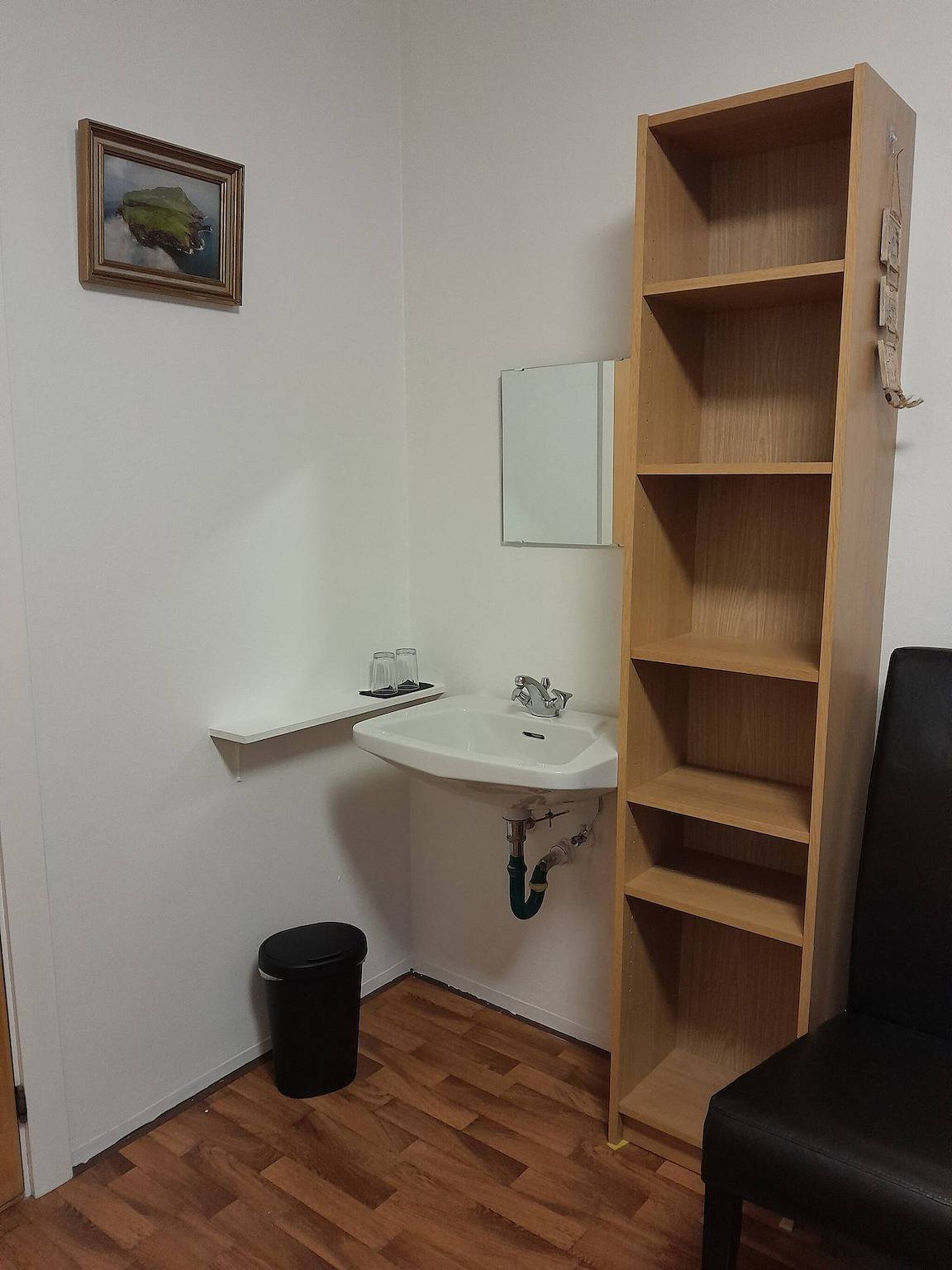 Wunderschöner Berg- und Dorfblick in Ólafsvík, Snaefellsbaer