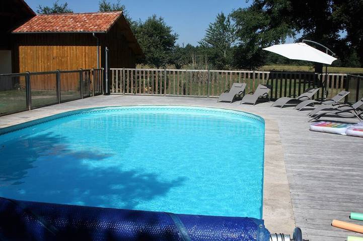 Gîte pour 8 personnes, avec Balcon et Jardin