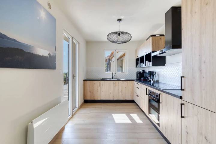 Villa pour 12 personnes, avec terrasse et piscine, adapté aux familles à Bormes-les-Mimosas - 4