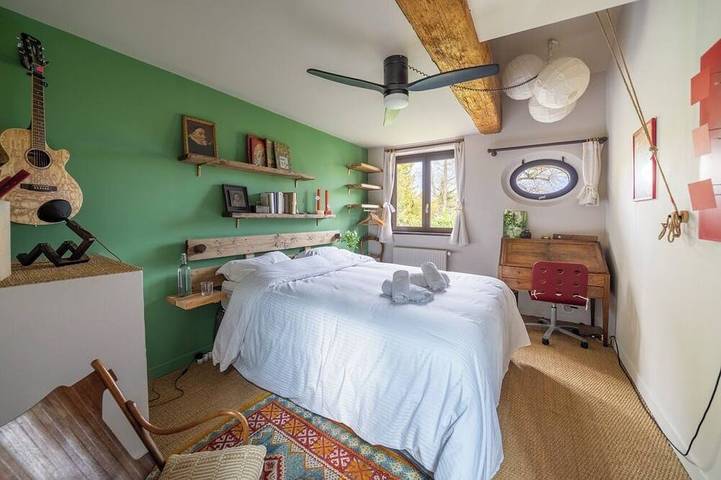 Location de vacances pour 12 personnes, avec jardin, animaux acceptés à Saint-Didier-au-Mont-d'Or - 4