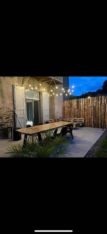 Gîte pour 2 personnes, avec jardin, animaux acceptés à Saint-Flour