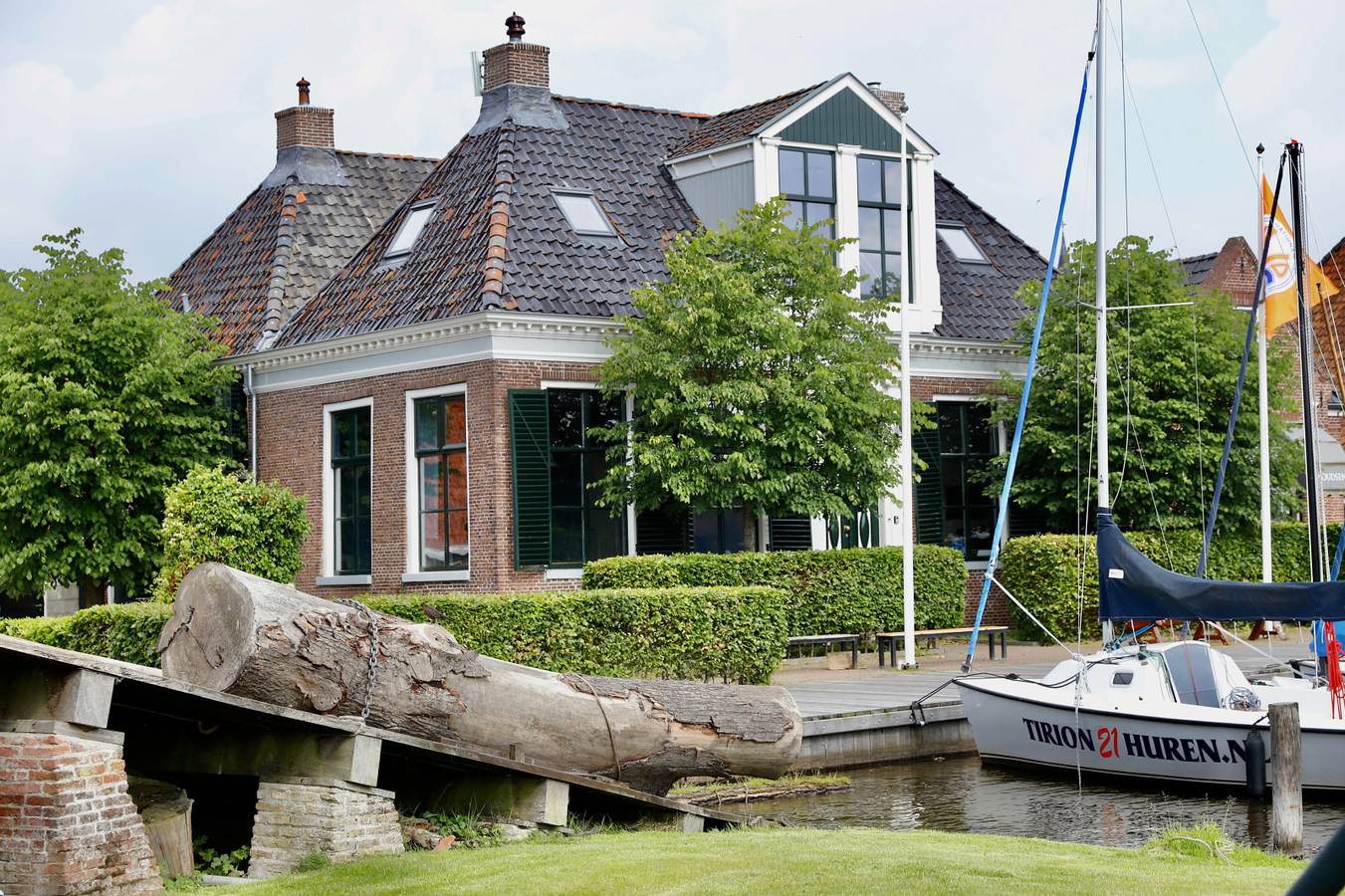 Charaktervolle Gruppenunterkunft für 54 Personen mit Anlegesteg in Woudsend in Woudsend, Ijsselmeer