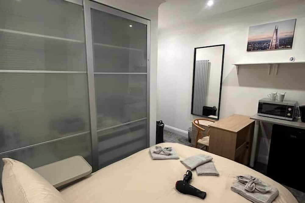 Lodge for 2 Guests in Southwark, London