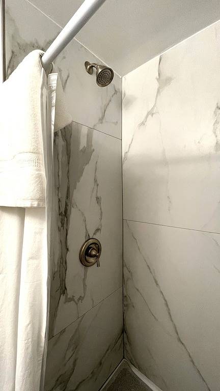 Ganze Wohnung, Washington Family Property, Lower Carriage House in Old Town on 107 S Lee Street in Alexandria (VA), Alexandria City