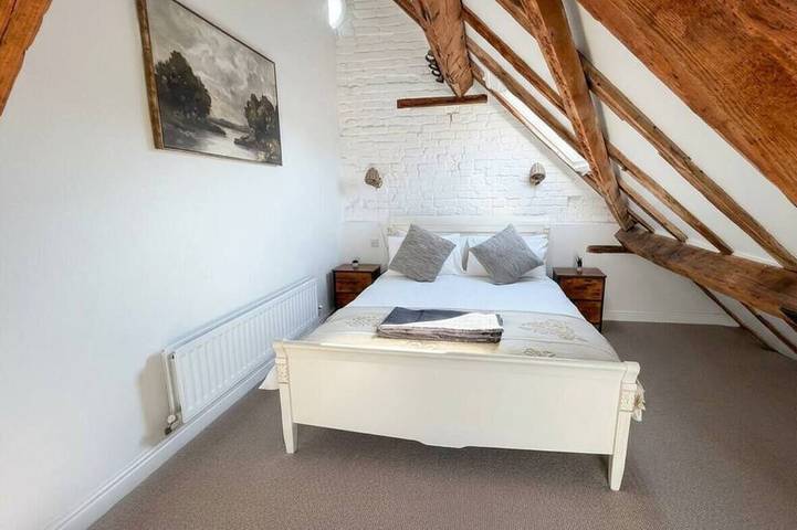 Cosy & spacious 3Br by Warwick castle in Warwick, Warwickshire