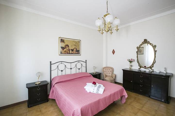Appartamento intero, A casa di  Rossella" in Catania, Catania e dintorni