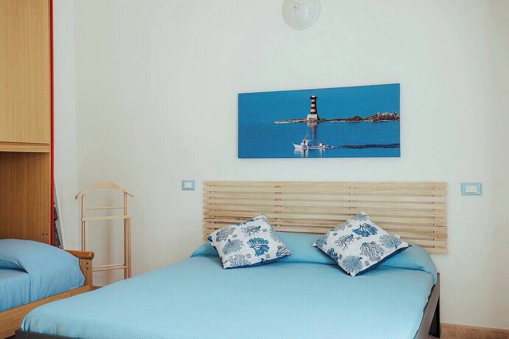 Ganze Wohnung, Punta Sardegna Cozy Central Apartment | Carloforte, San Pietro Island in Carloforte, Sulcis Iglesiente
