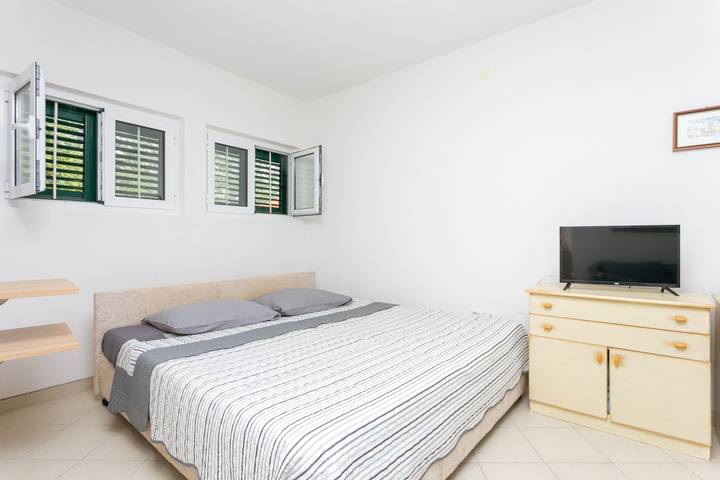 Apartament wakacyjny dla 4 osób, z Balkon/ taras w Igrane
