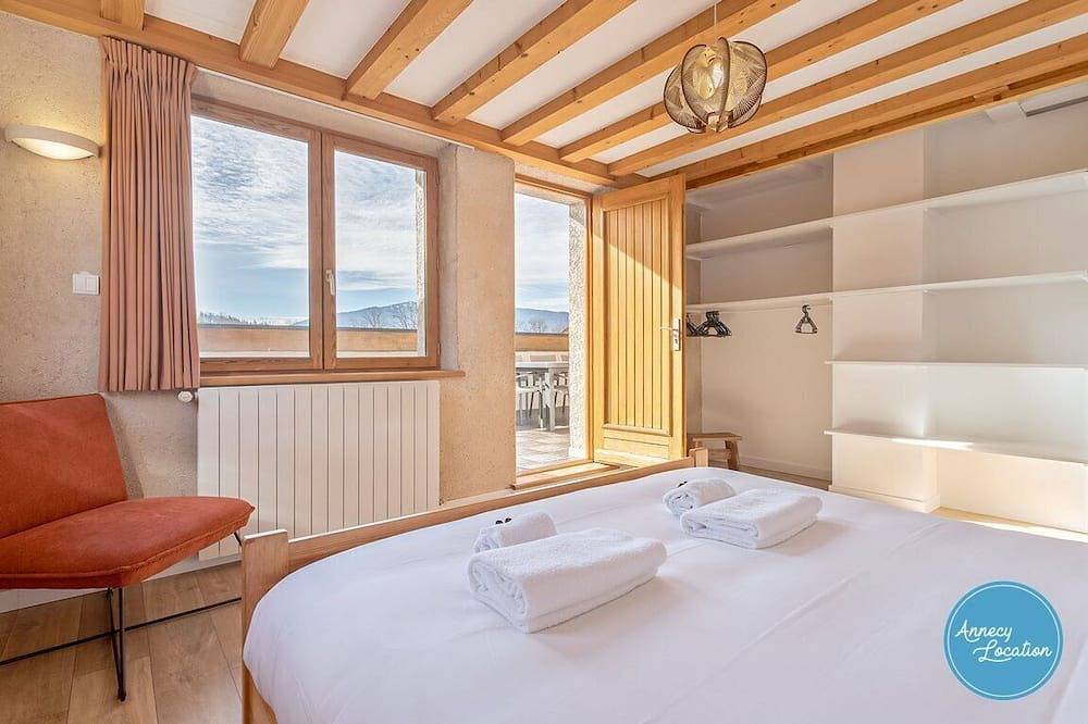 Apartamento entero, Lanfonnet Terrace – with Shared Pool in Menthon-Saint-Bernard, Región de Annecy