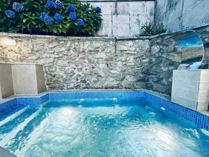 Chalet para 16 personas, con Balcón y Terraza además de Jardín y Piscina en Comarca de Vigo - 3