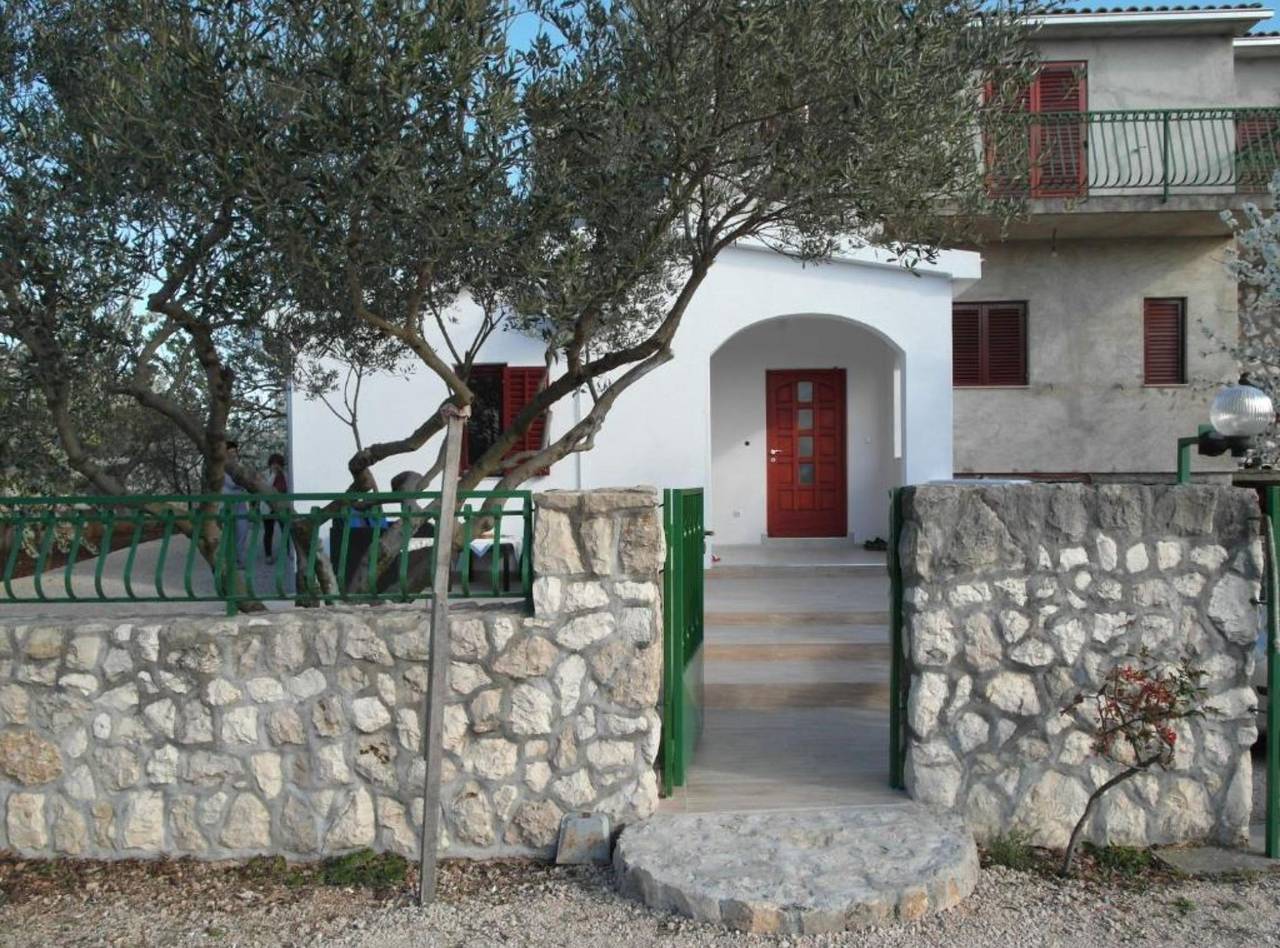 Ganze Wohnung, Ferienwohnung für 2 Personen in Bilice, Šibenik-Knin