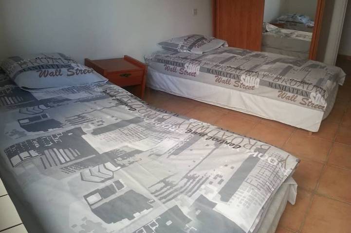 Gîte pour 5 personnes, avec jardin et terrasse à Bastelicaccia - 2