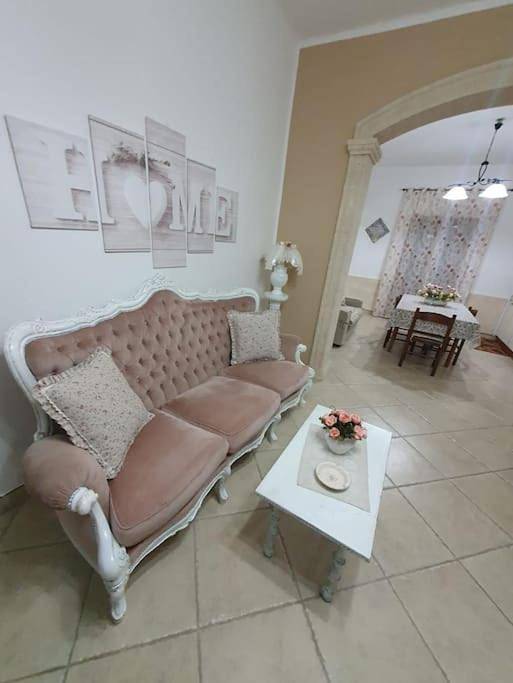 Two-Bedroom House in Avetrana, Golfo di Taranto