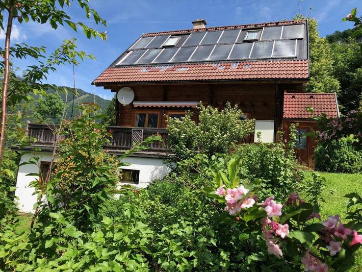 Ferienhaus für 10 Personen, mit Ausblick und Sauna sowie Garten, kinderfreundlich in Bad Goisern am Hallstättersee - 3