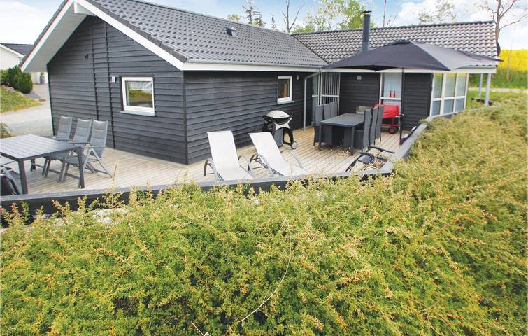 Ferienhaus für 10 Personen, mit Terrasse und Whirlpool sowie Garten und Sauna in Loddenhøj