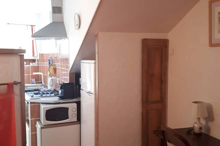 Gîte pour 2 personnes, avec terrasse à Coaraze - 3