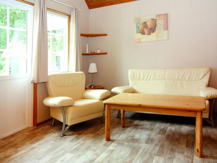 Ferienhaus für 4 Personen, mit Sauna und Pool sowie Terrasse in der Rostocker Heide - 2