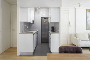 Holiday Rental for 4 People in Playa de la Concha, San Sebastian, Photo 4