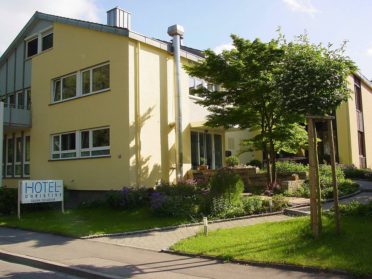 Hotel  Christine am See - Einzelzimmer Du/Wc (Zustellbett möglich) in Radolfzell, Radolfzell am Bodensee