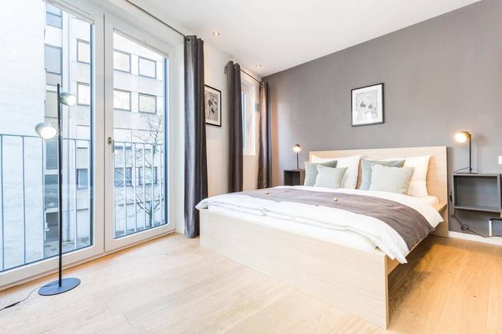 Ferienwohnung für 2 Personen, mit Balkon und Pool sowie Ausblick in Salzburg - 4