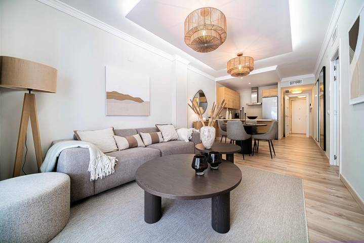 Apartamento de vacaciones para 8 personas, con jardín y piscina - 1