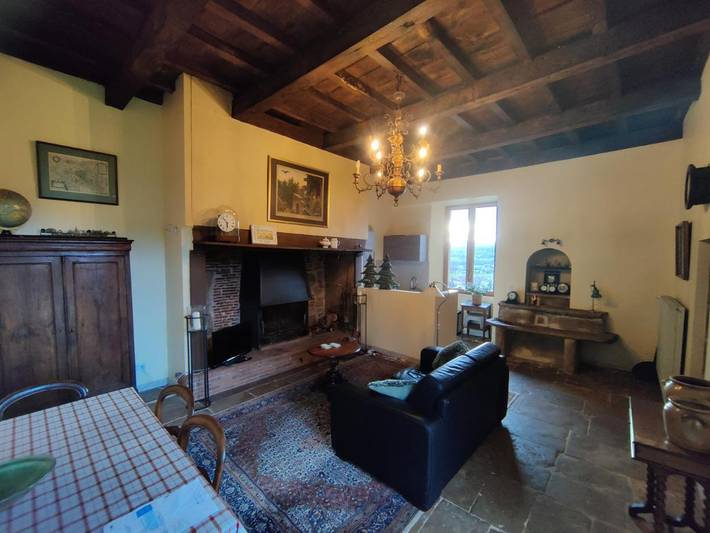 Gîte pour 4 personnes, avec vue ainsi que balcon et jardin dans Château de Castelnau-Bretenoux - 2