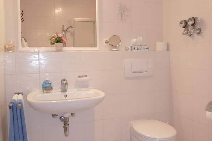 Ferienwohnung für 2 Personen, mit Garten und Balkon in Bayerisch Gmain - 3