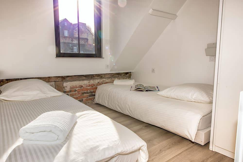 Mini-maison d’architecte connectée 2 chambres terrasse parking écran géant in Honfleur, Région de Lisieux