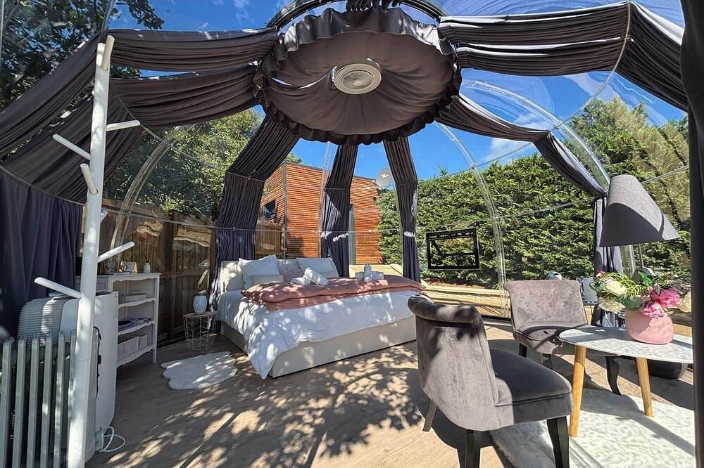 Collinéa Bulle Stelléa dormez sous les étoiles Spa Privatif in Bathernay, Région de Valence