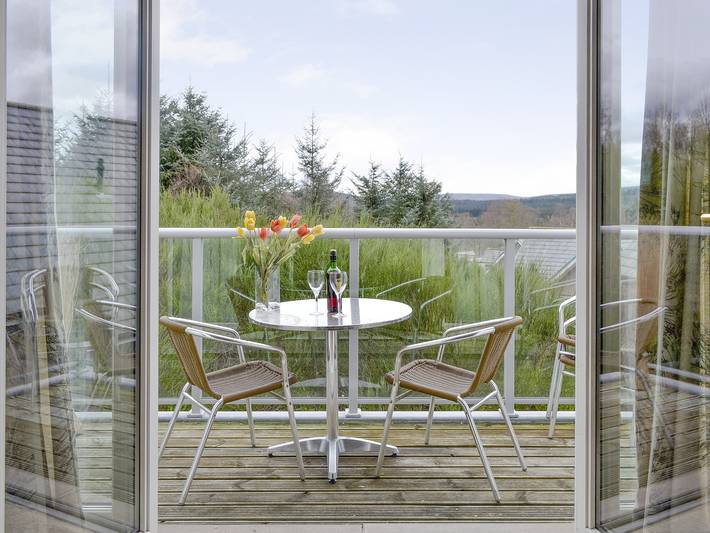 Log cabin for 6 people, with pets in Banchory