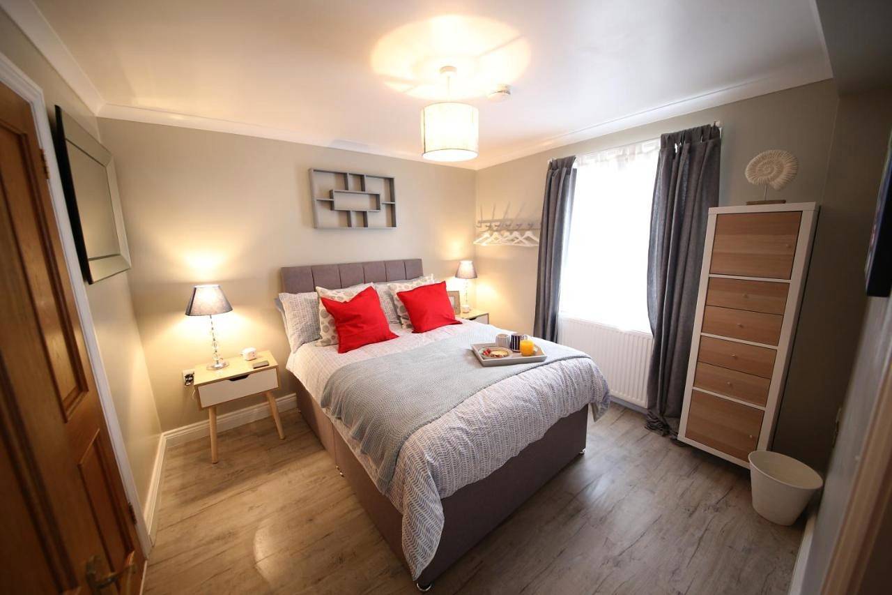 Entire apartment, One-Bedroom Apartment in Exeter, Devon