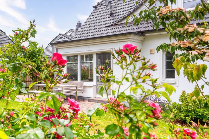 Ferienhaus für 6 Personen, mit Terrasse und Sauna sowie Garten, mit Haustier in Zingst