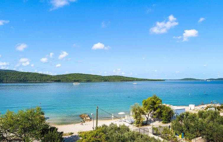 Ferienwohnung für 4 Personen, mit Terrasse in Sibenik - 3