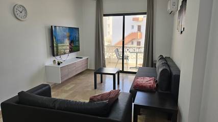 Gîte pour 4 personnes, avec balcon à Paphos (ville)