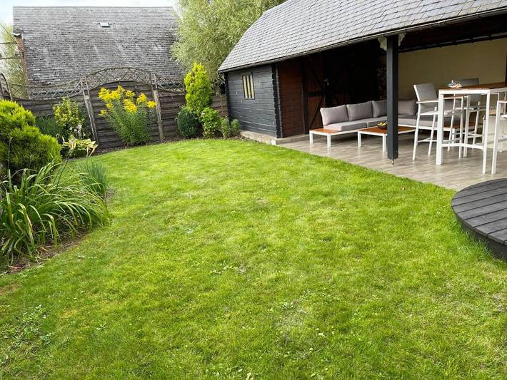 Location de vacances pour 6 personnes, avec jardin à Chiny - 2