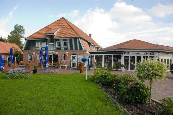Hotel für 3 Personen, mit Terrasse und Garten sowie Ausblick in Breiholz - 2