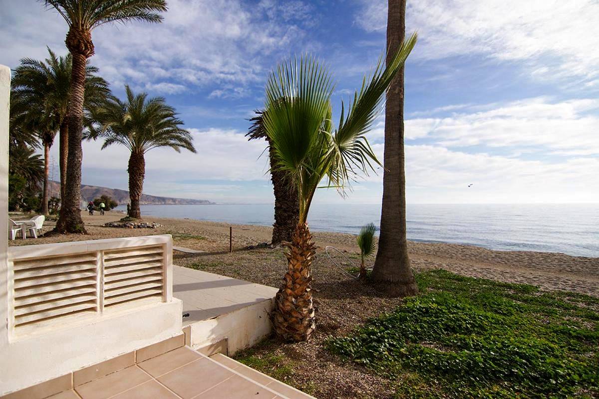 Apartamento entero, Bungalow de Lujo a pie de playa en Aguadulce in Roquetas de Mar, Costa de Almería