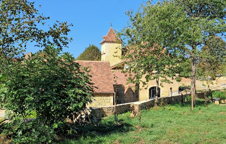 Location de vacances pour 8 personnes, avec jardin ainsi que piscine et terrasse, animaux acceptés à Montgesty
