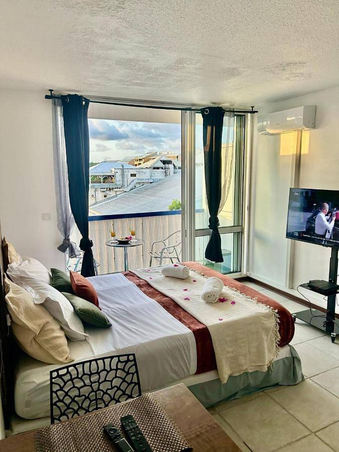 Appartement de vacances pour 2 personnes, avec vue ainsi que terrasse et piscine