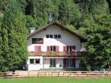 Ferienwohnung für 2 Personen, mit Garten am Pragser Wildsee
