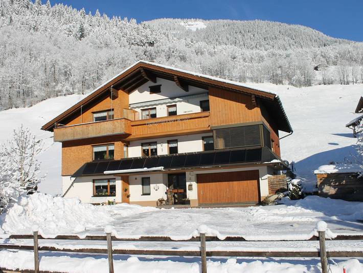 Ferienwohnung für 2 Personen, mit Balkon und Terrasse sowie Garten und Ausblick in Au
