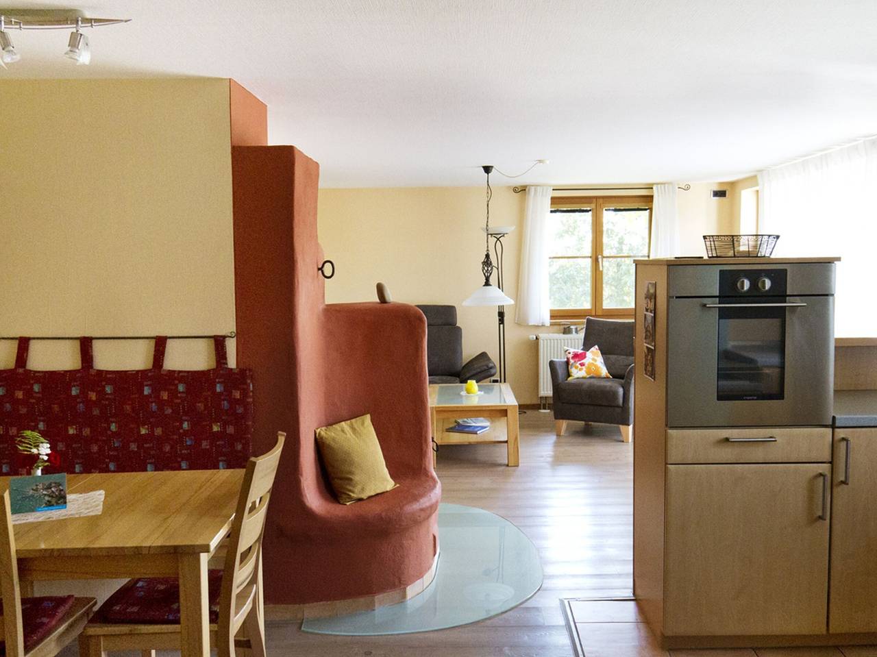 Ganze Wohnung, Ferienwohnung 'Stapelfeldt' mit Privatterrasse, Gemeinschaftsgarten und Wi-Fi in Wasserburg (Bodensee), Bayerisch Schwaben