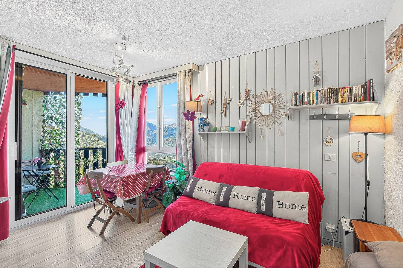 Appartement entier, Appartement 'Chaleureux 4 Couchages' avec Vue sur la Montagne, Terrasse Privée et Wi-Fi in Pra-Loup (station de ski), Pra-Loup