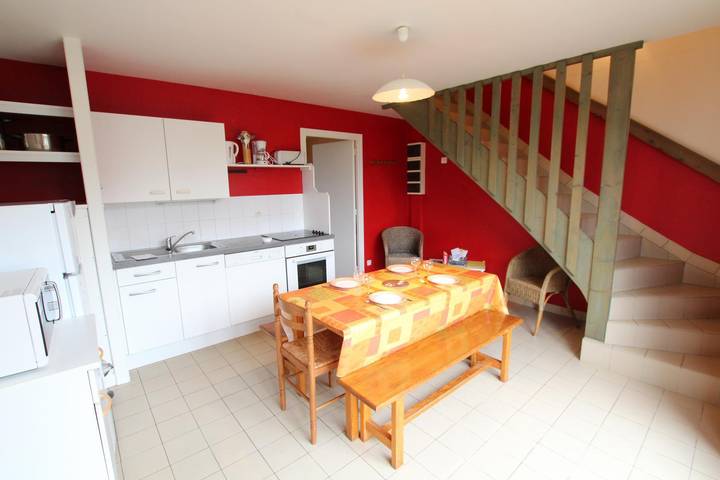 Gîte pour 6 personnes, avec Terrasse et Jardin à Gouville-sur-Mer