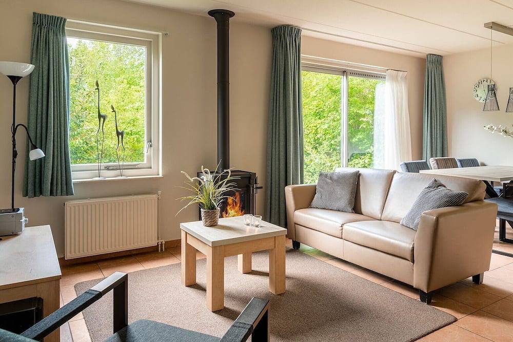 Detached bungalow for 6 persons in Drenthe