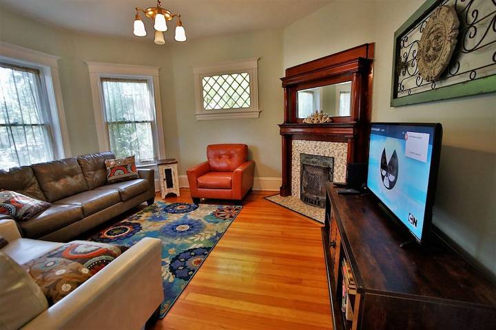 Vacation home for 8 people, with hot tub in Colorado Springs