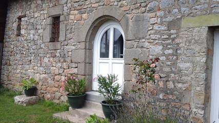 Maison d’hôte pour 3 personnes, avec jardin à Combourtillé